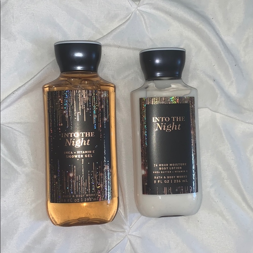 SOLD Bath & Body Works Shower gel & Body lotion
